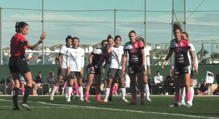  唐佳麗梅開二度、邵子欽破門，中國女足3-2擊敗Alhama俱樂部女足