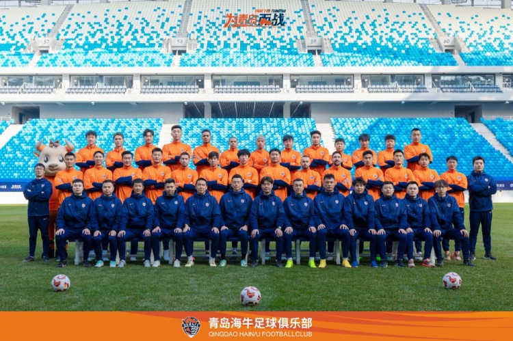  青島海牛一線隊(duì)名單：老將鄭龍、薩里奇坐鎮(zhèn)，金洋洋等新援在列