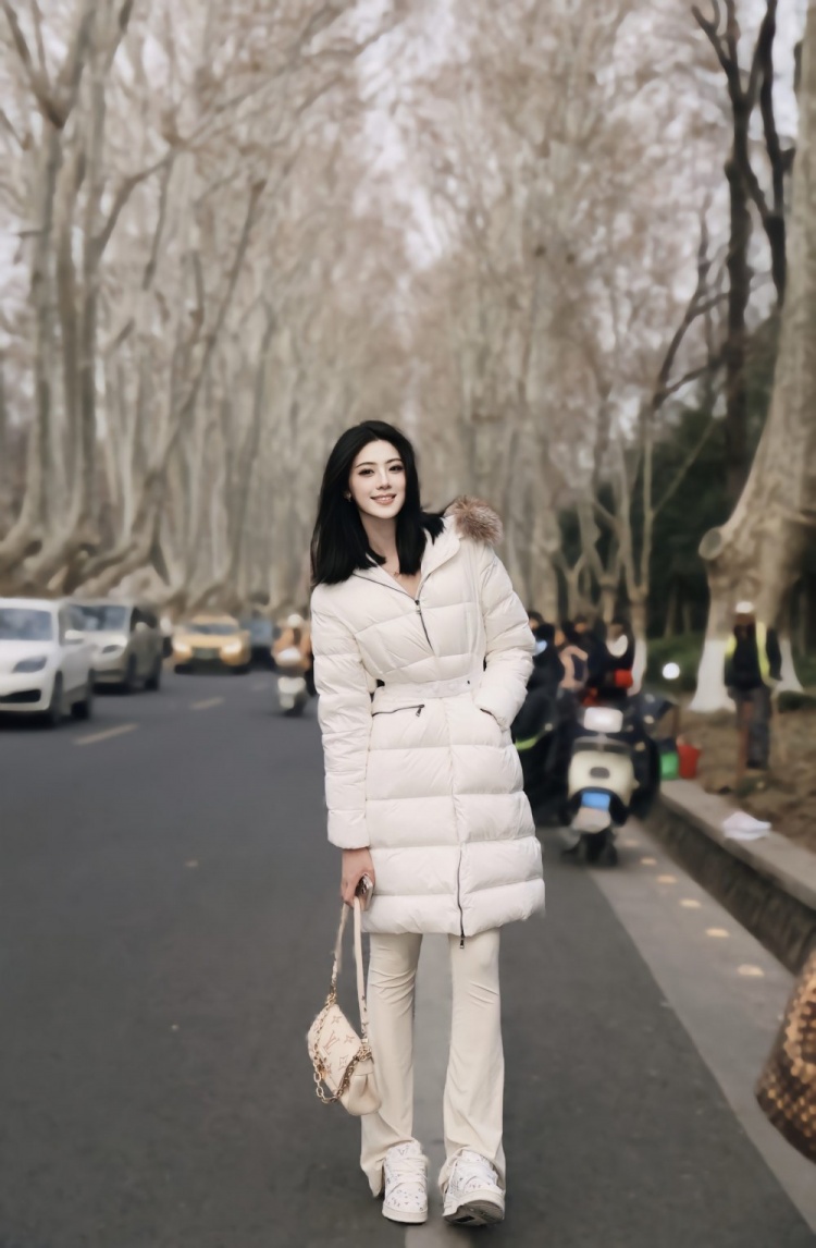  煙雨下江南！卓識(shí)游南京：卿言一句梧桐美 吾種梧桐滿京城