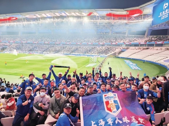  東體介紹上海聾人球迷會：最安靜的助威，最“響亮”的看臺